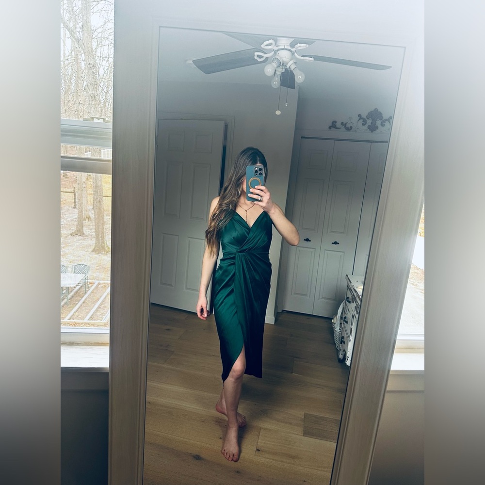 David’s bridal Charmeuse Silk Tulip dress |Emerald Green |4
